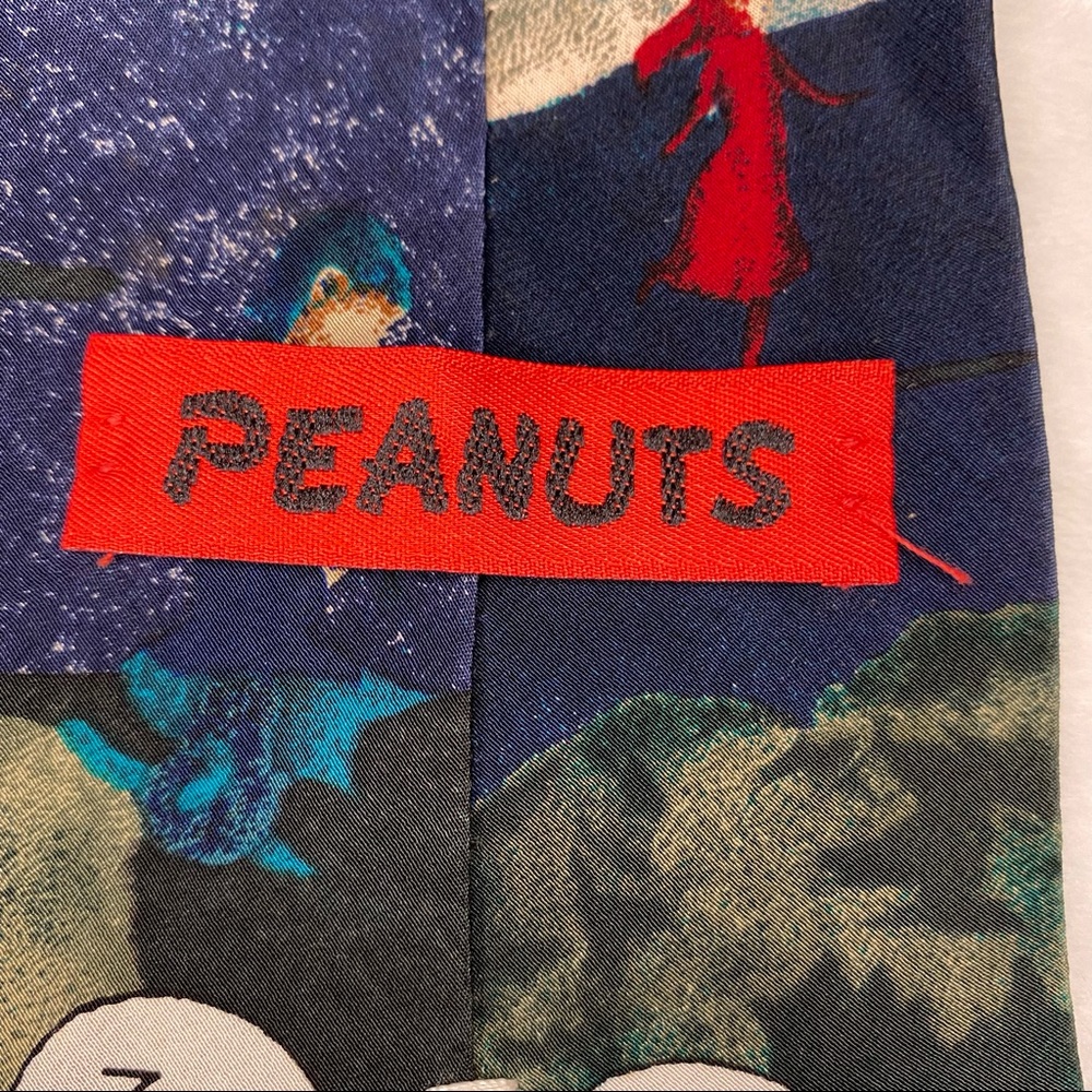 Peanuts Brand Tie - Picture 5 of 9
